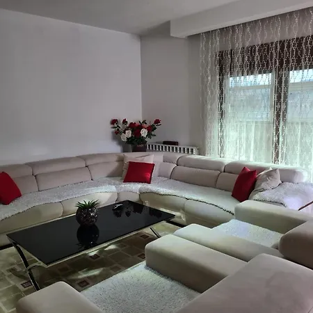 Luxurious With Three Bedrooms